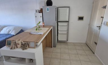 Departamento Monoambiente con espacio guardacoches en Lomas de Zamora Este