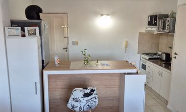 Departamento Monoambiente con espacio guardacoches en Lomas de Zamora Este