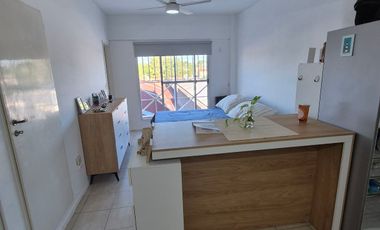 Departamento Monoambiente con espacio guardacoches en Lomas de Zamora Este