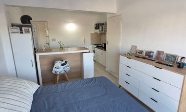 Departamento Monoambiente con espacio guardacoches en Lomas de Zamora Este