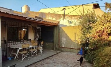 CASA EN PH EN BURZACO