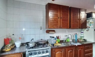 CASA EN PH EN BURZACO