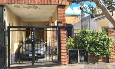 CASA EN PH EN BURZACO