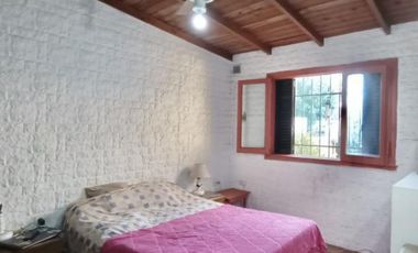 CASA EN PH EN BURZACO