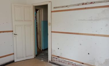 Casa en  Venta Rufino Centro a reciclar.  IDEAL INVERSOR