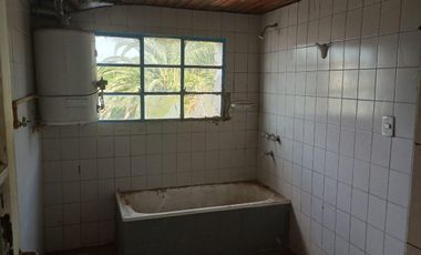 Casa en  Venta Rufino Centro a reciclar.  IDEAL INVERSOR