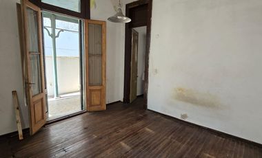 Casa de corte antiguo en Banfield