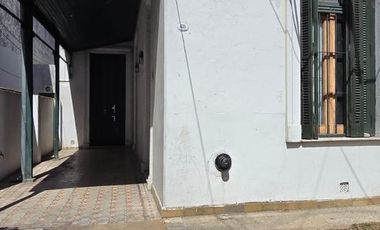 Casa de corte antiguo en Banfield