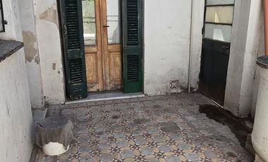 Casa de corte antiguo en Banfield