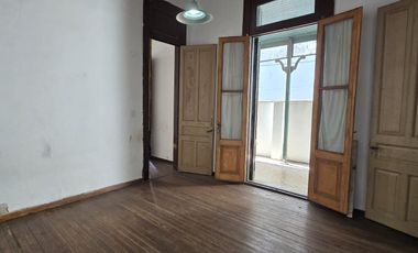 Casa de corte antiguo en Banfield