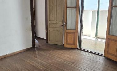 Casa de corte antiguo en Banfield