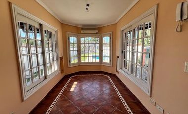 CASA ALQUILER CASTELAR