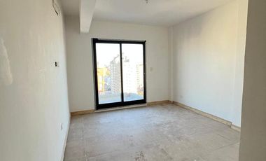 Venta Único Piso 4 Ambientes, Gdor 244, Lanús.