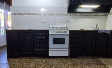 Casa tipo PH a 300mts del mar en Costa Azul!!