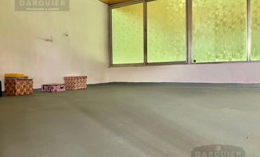 Local en Jose Marmol