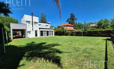 Casa en venta y alquiler en Quintas del Sol