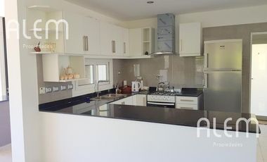 Casa en venta y alquiler en Quintas del Sol