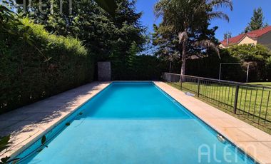 Casa en venta y alquiler en Quintas del Sol