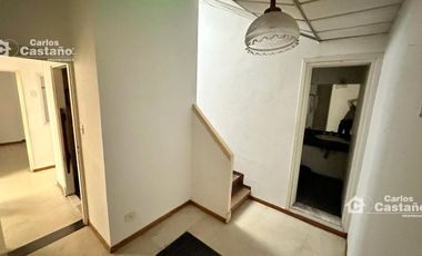 Gran Oficina/Local en PA, 7 Amb. Sobre Av. Maipú