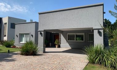 Casa en Coronel Brandsen