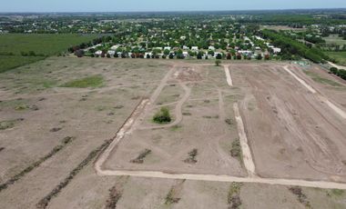 NUEVO BARRIO PILAR CHICO - LOTES EN POZO