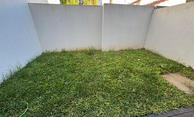 Duplex a estrenar 5,60 de ancho, 3 dormitorios + play. Cochera x 2.