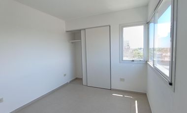 Departamento de 2 ambientes en alquiler Moron Sur