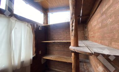 VENTA DE CASA CON  TRES TERRENOS