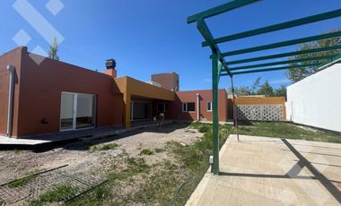 VENTA CASA A ESTRENAR 3 DORM. - B ° Los Sauces,  Fernandez  Oro