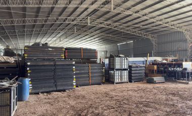 Galpon 1009 m² con Macrolote de 10.000 m2 - Parque Industrial - Neuquén