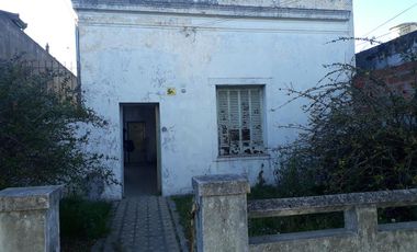 Terreno de 8,66 x 41,06 m  Remedios de Escalada LANUS