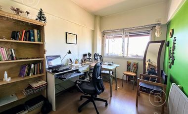 Venta Departamento de 3 ambientes en Remedios de Escalada.