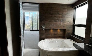 Casa en Venta en Sierra Alta 10mo sector, Monterrey
