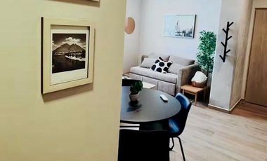 Departamento equipado y amueblado en venta en Santa Lucia, Centro de Monterrey.