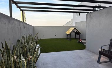 Departamento equipado y amueblado en venta en Santa Lucia, Centro de Monterrey.