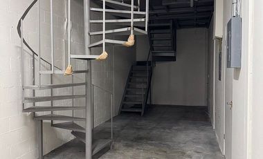 LOCAL EN VENTA EN SAN NICOLÁS, PLAZA LA FE