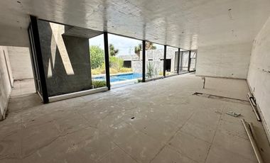 Quinta en Venta en Portal de Norte, Zuazua NL