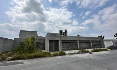 Quinta en Venta en Portal de Norte, Zuazua NL