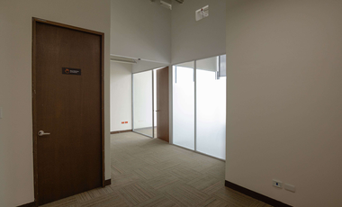 Oficina en Renta Acondicionada y Amueblada, Helicon, Valle Oriente, San Pedro.