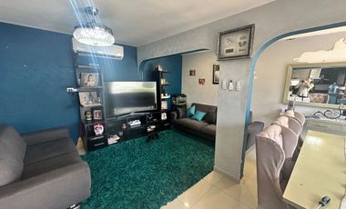 Casa en venta en fraccionamiento privado Cumbres Samsara sector Traviata.