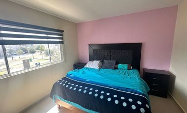 Casa en venta en fraccionamiento privado Cumbres Samsara sector Traviata.