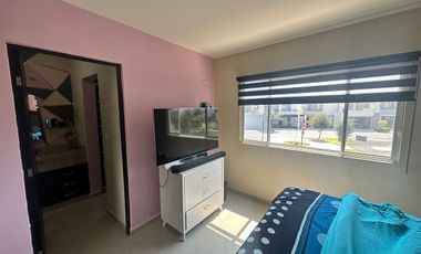 Casa en venta en fraccionamiento privado Cumbres Samsara sector Traviata.