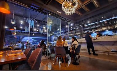 Venta de local y traspaso restaurante con permiso de alcohol en San Pedro Garza