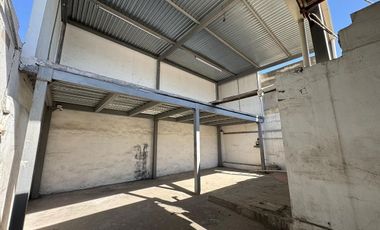 Bodega Comercial en Renta con oficinas en Centrika, Monterrey, N.L.