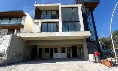 Casa en Venta en Sierra Alta 10mo sector, Monterrey