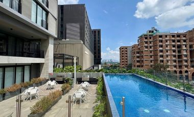 Departamento amueblado en Renta a estrenar en  Torre Dana, Arboleda.