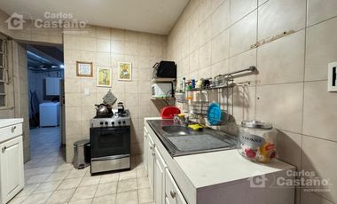 Depto. 4 Amb. con 2 Baños, 2 Patios, Quincho con Parrilla