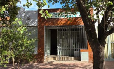CASA EN VENTA EN CALLE RIOS SEGUNDO - BARRIO ALTAMIRA