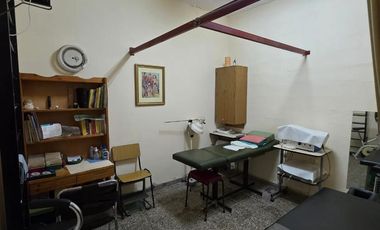 CASA EN VENTA EN CALLE RIOS SEGUNDO - BARRIO ALTAMIRA