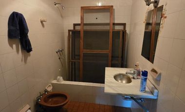 CASA EN VENTA EN CALLE RIOS SEGUNDO - BARRIO ALTAMIRA